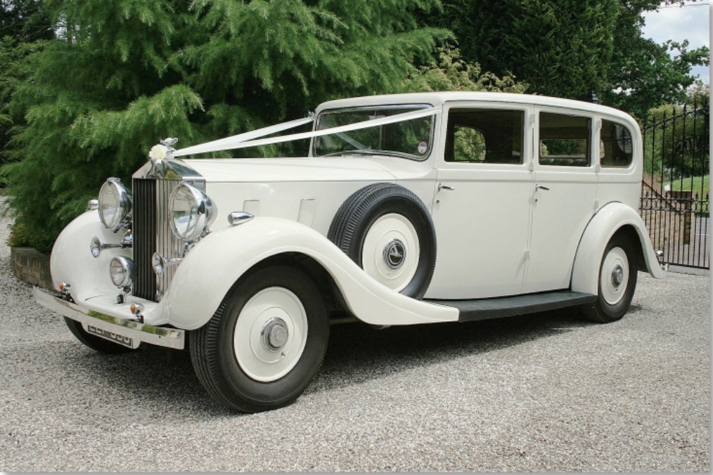 Vintage Rolls Royce Phantom 100
