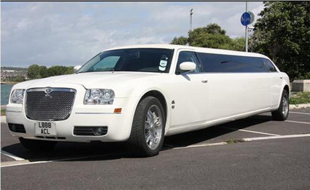 Wedding cars chrysler limo #5