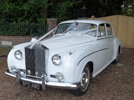 Rolls Royce Silver Cloud wedding car in Hampshire