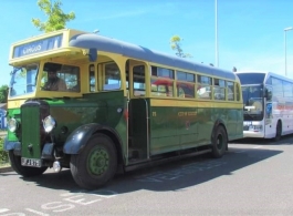 Vintage bus for weddings in Banbury