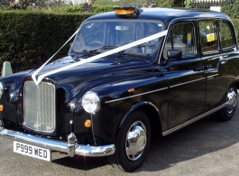 Black London Taxi For Wedding Hire In Ascot