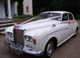 Classic Bentley S3 for weddings in Rochester