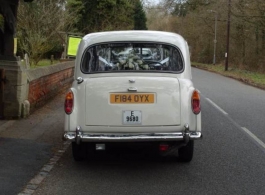 Classic White Taxi for weddings in Reading