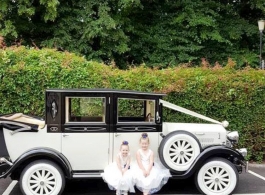 Vintage style wedding car hire in London