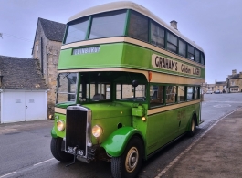 Vintage bus for weddings in Cheltenham