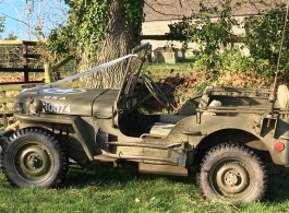 Wartime Jeep for weddings in Cardiff