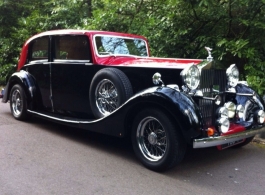 Vintage Rolls Royce for weddings in North London