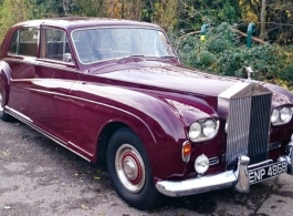 Classic Rolls Royce wedding car hire in London