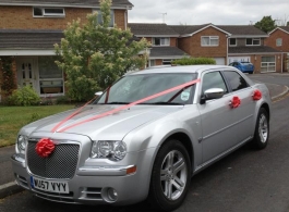 Modern Silver Chrysler for weddings in Oxford