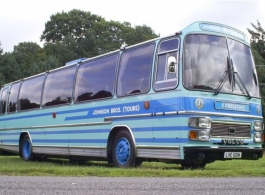 Vintage 1981 coach for weddings in Nottingham