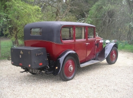 Vintage 1930s wedding car in Sandhurst