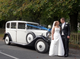 Vintage Rolls Royce wedding car hire in Winchester