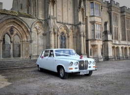 Traditional, classic Daimler for weddings in Nottingham